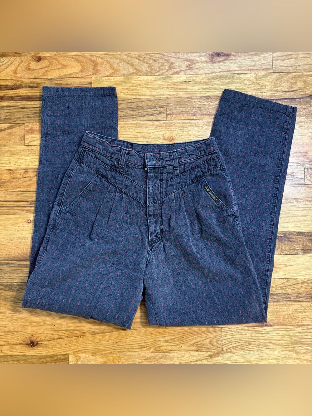 Rocky Mountain black jeans with red dash pinstripes tag size 29/9